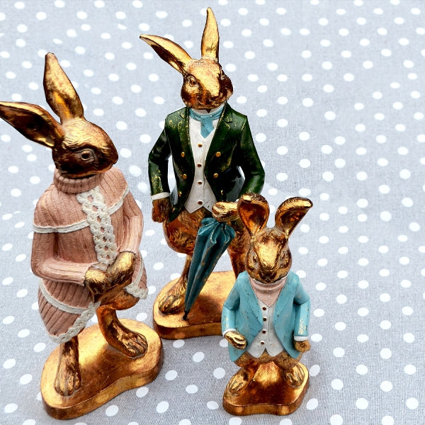 Femme lapin, debout — vue 3