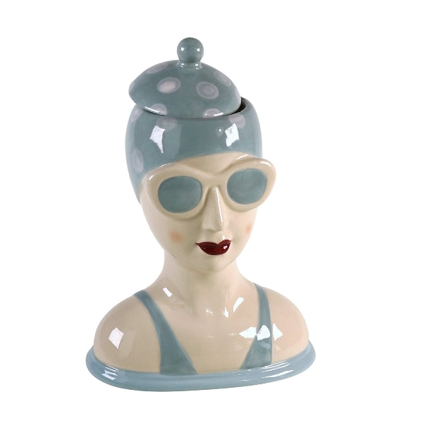 Femme en maillot de bain, bleue