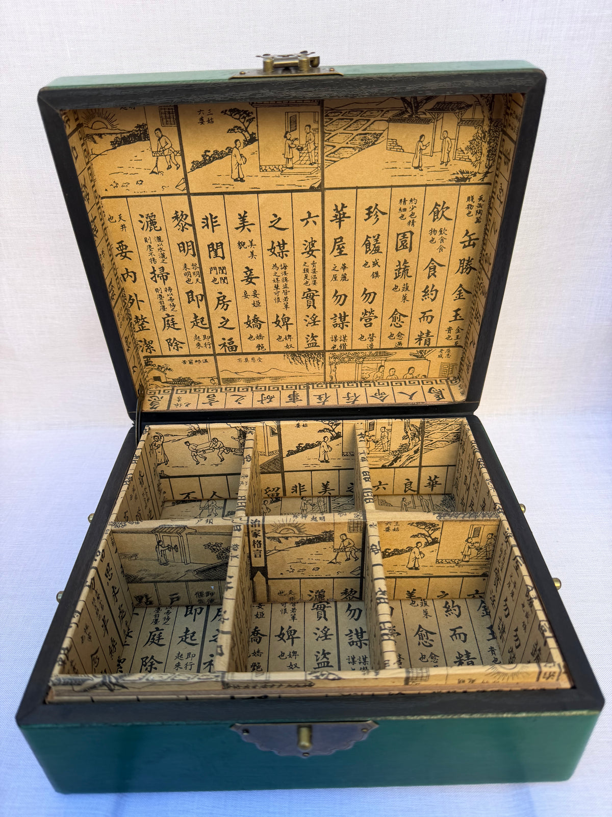 Boîte japonaise verte à thé ou à bijoux – à compartiments