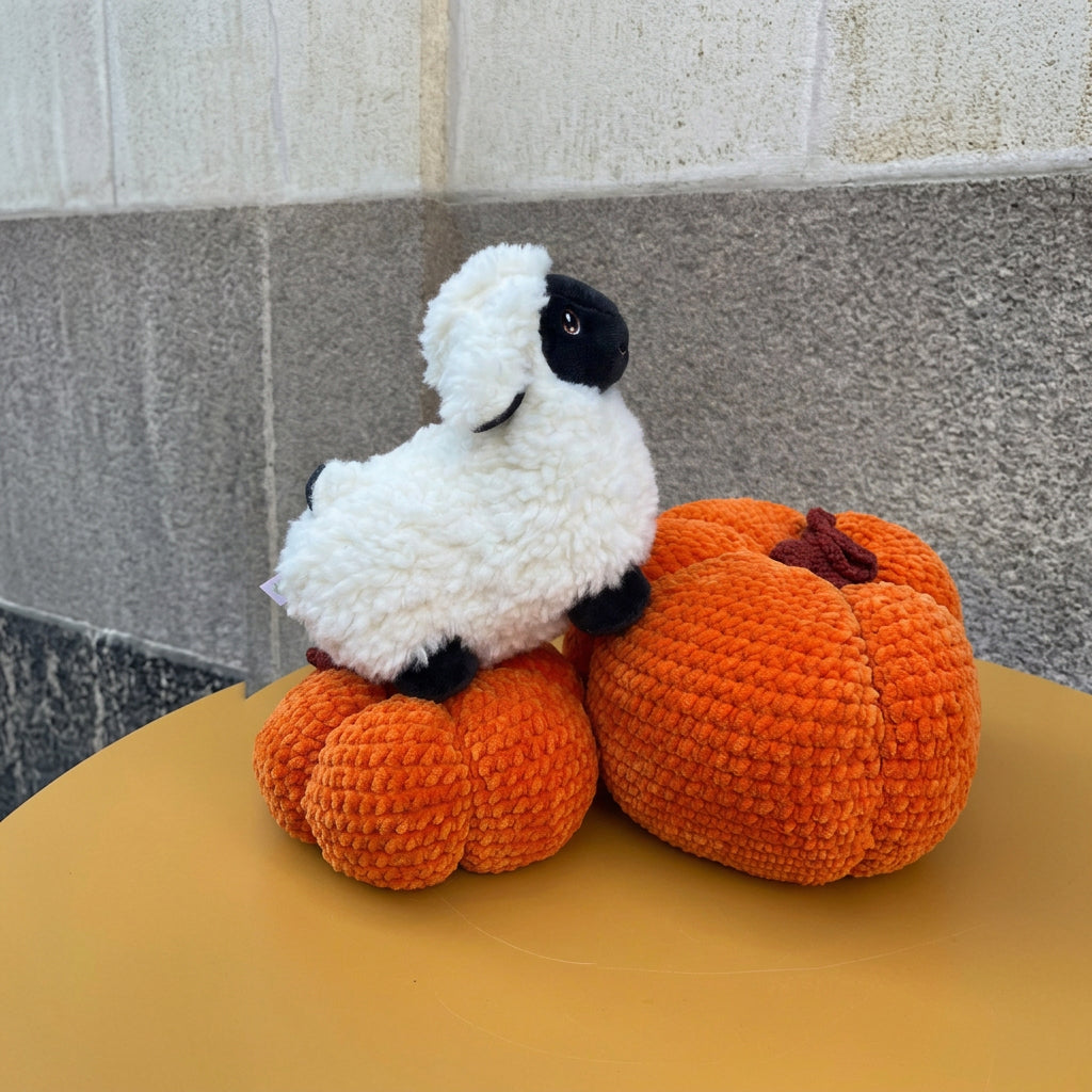 Peluche Monde enchantée Mouton à tête noire 18cm
