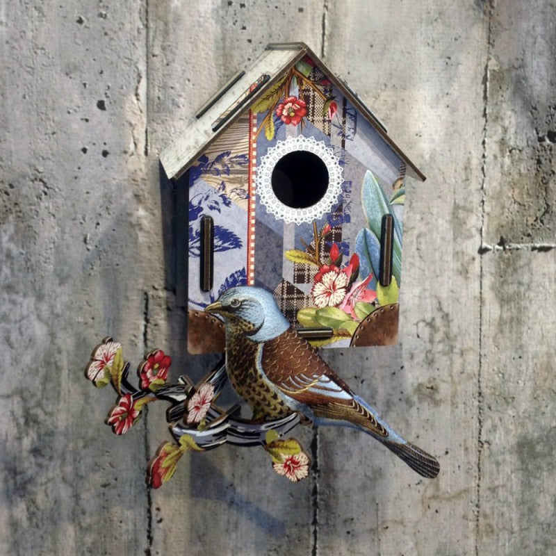 Nichoir décoratif I’m Back! avec oiseau en tissu – vue 3